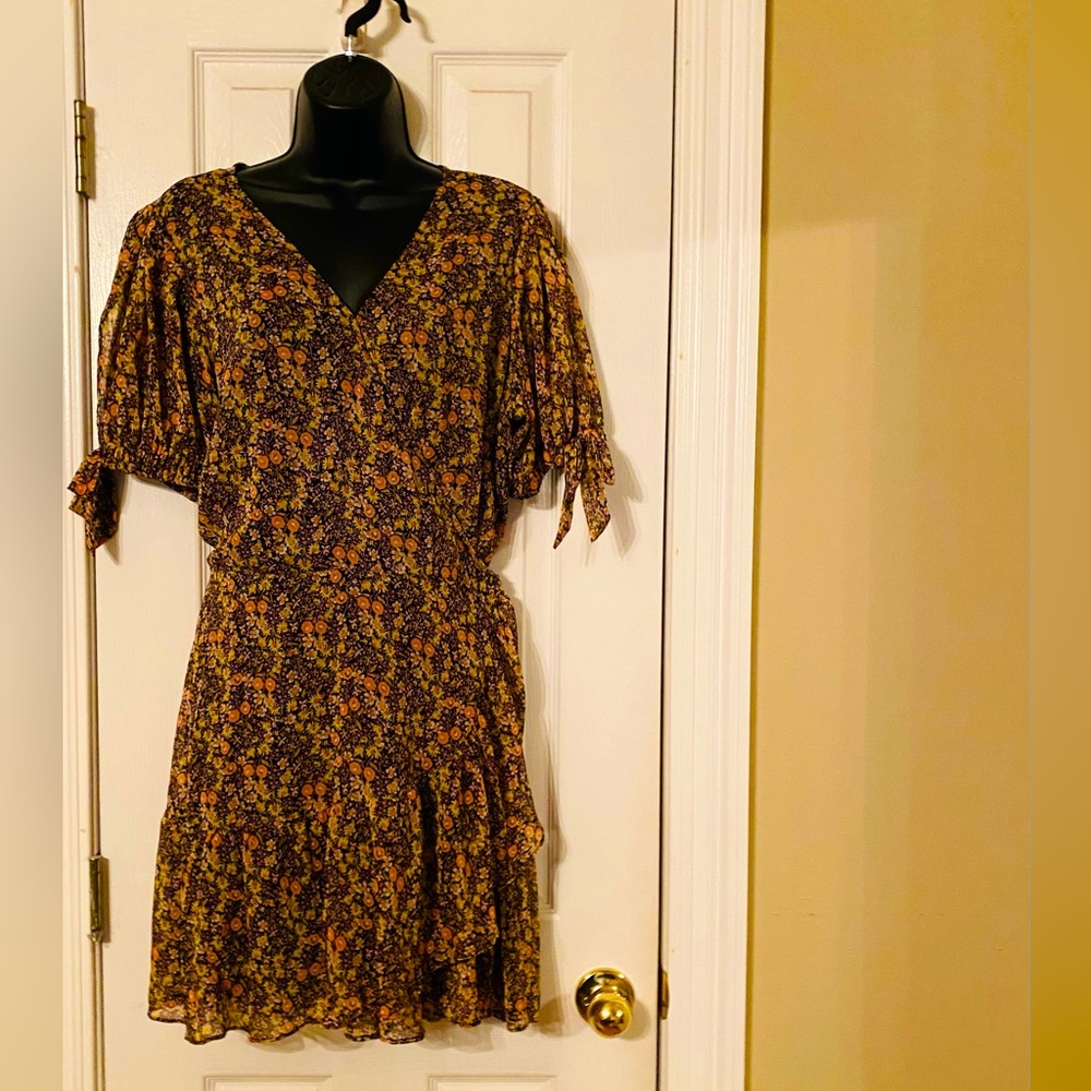 LC Lauren Conrad Women’s Tie Sleeve Wrap Dress Size Size XL